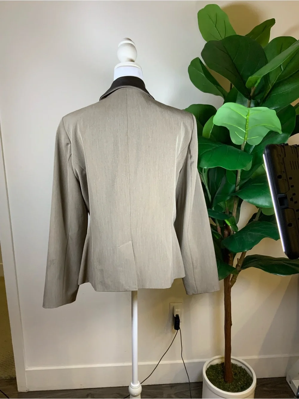 Signature by Larry Levine Taupe Blazer with Dark Contrast Collar
